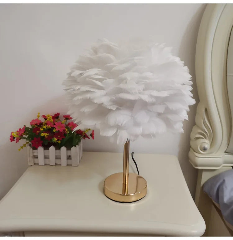 Modern Feather Table Lamp Bedroom Table Lamp